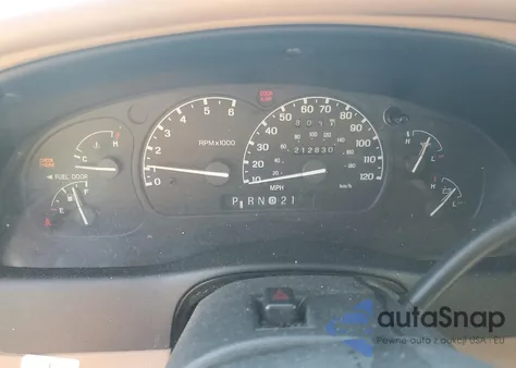 1998 Ford Explorer из США, поврежденный, VIN 1FMZU32X3WZA16877